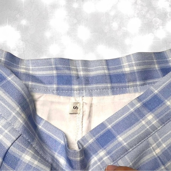 Preppy Y2K Blue and White Pleated Flowy Mini Skirt - Picture 6 of 6